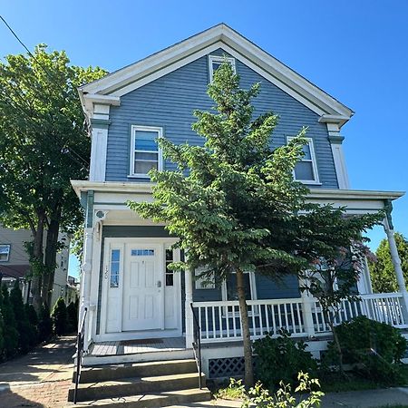 Beautiful Victorian House, Room Boston Exterior photo